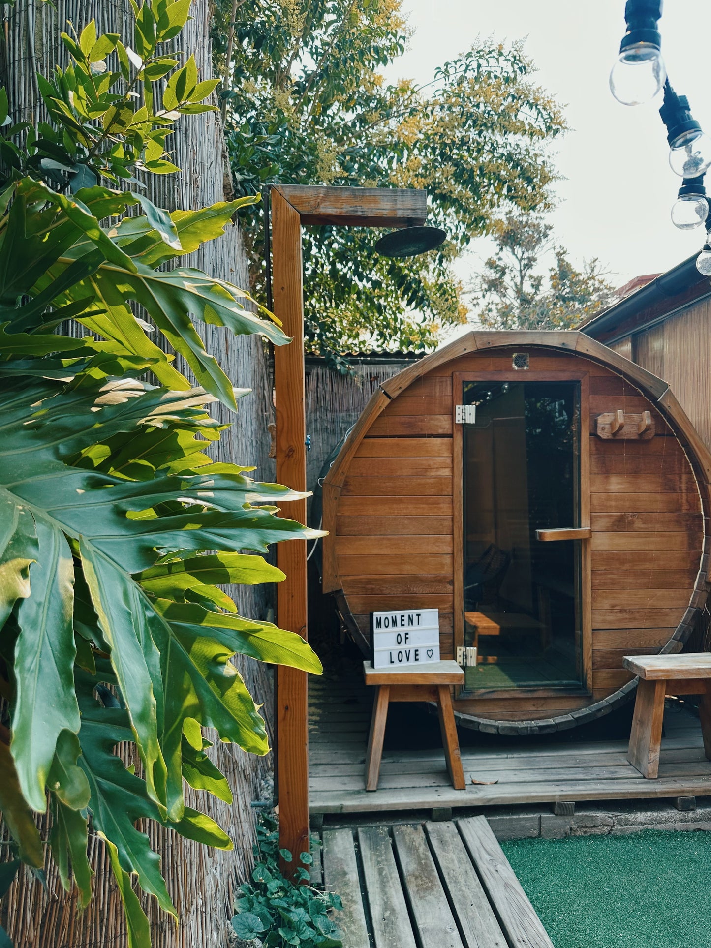 Experiencia San Valentín: Hidroterapia + Sauna & Masaje de Relajación con Piedras Calientes (Dúo)