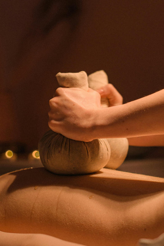 110 min Hidroterapia-Sauna + Masajes con Pindas 80 min Dúo